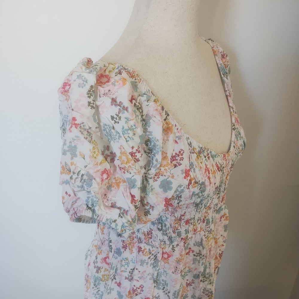 LUQ Floral Smocked Puff Sleeve Top Women's Medium Cottage Coquette Boho Milkmaid - Picture 3 of 9